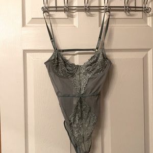 Forever 21 S One Piece light green Lingerie Set